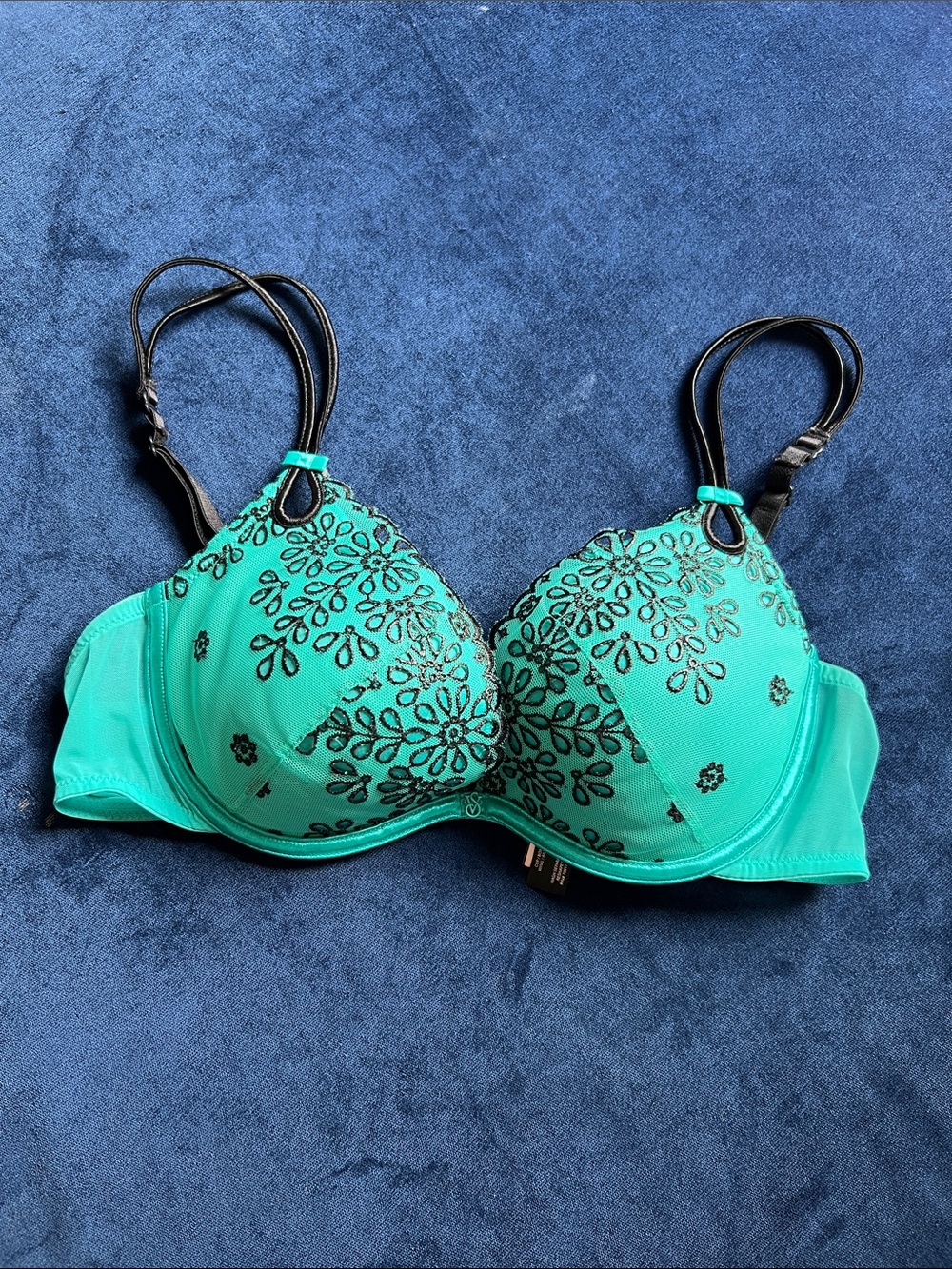 Sexy little things lace Push Up Bra